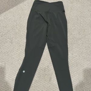Lululemon base pace 25”